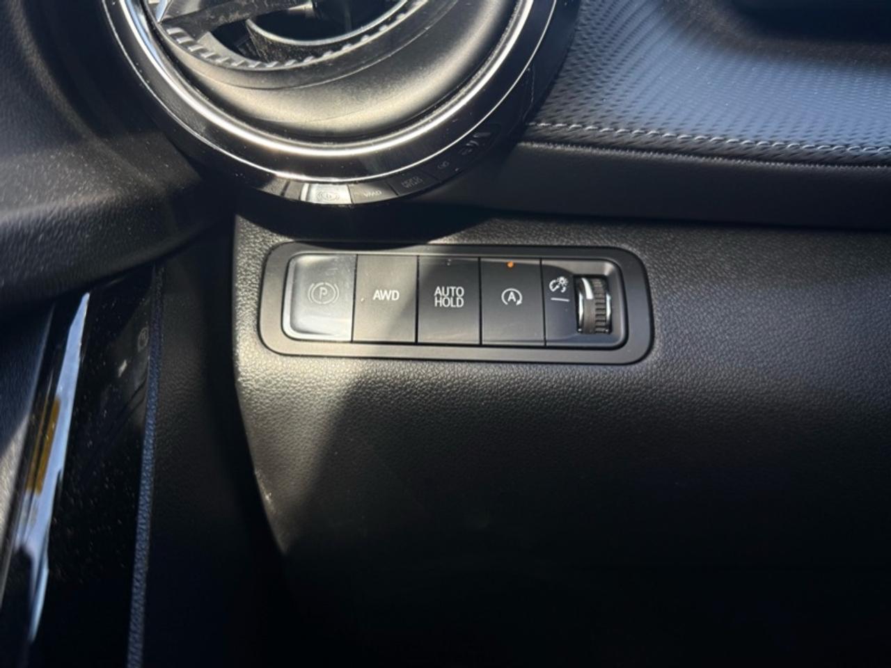 2025 Chevrolet Equinox LT  - Heated Seats -  Remote Start Photo