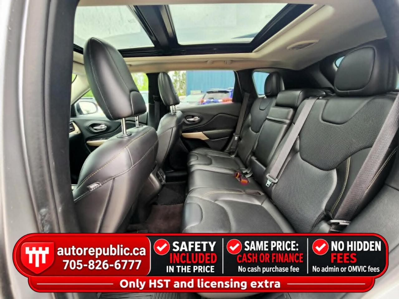 2017 Jeep Cherokee Limited V6 AWD Certified No Accidents Tow Package Photo
