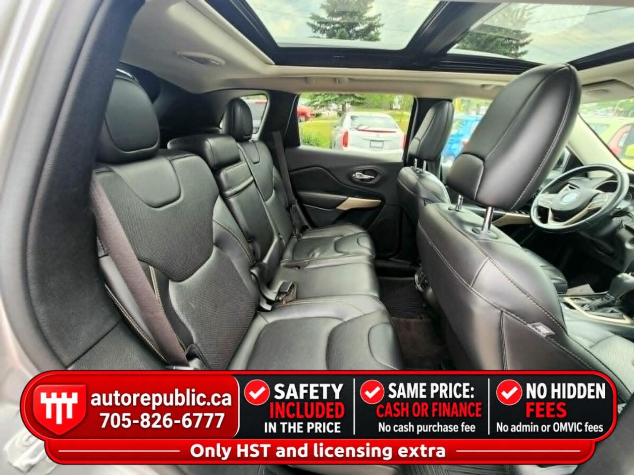 2017 Jeep Cherokee Limited V6 AWD Certified No Accidents Tow Package Photo