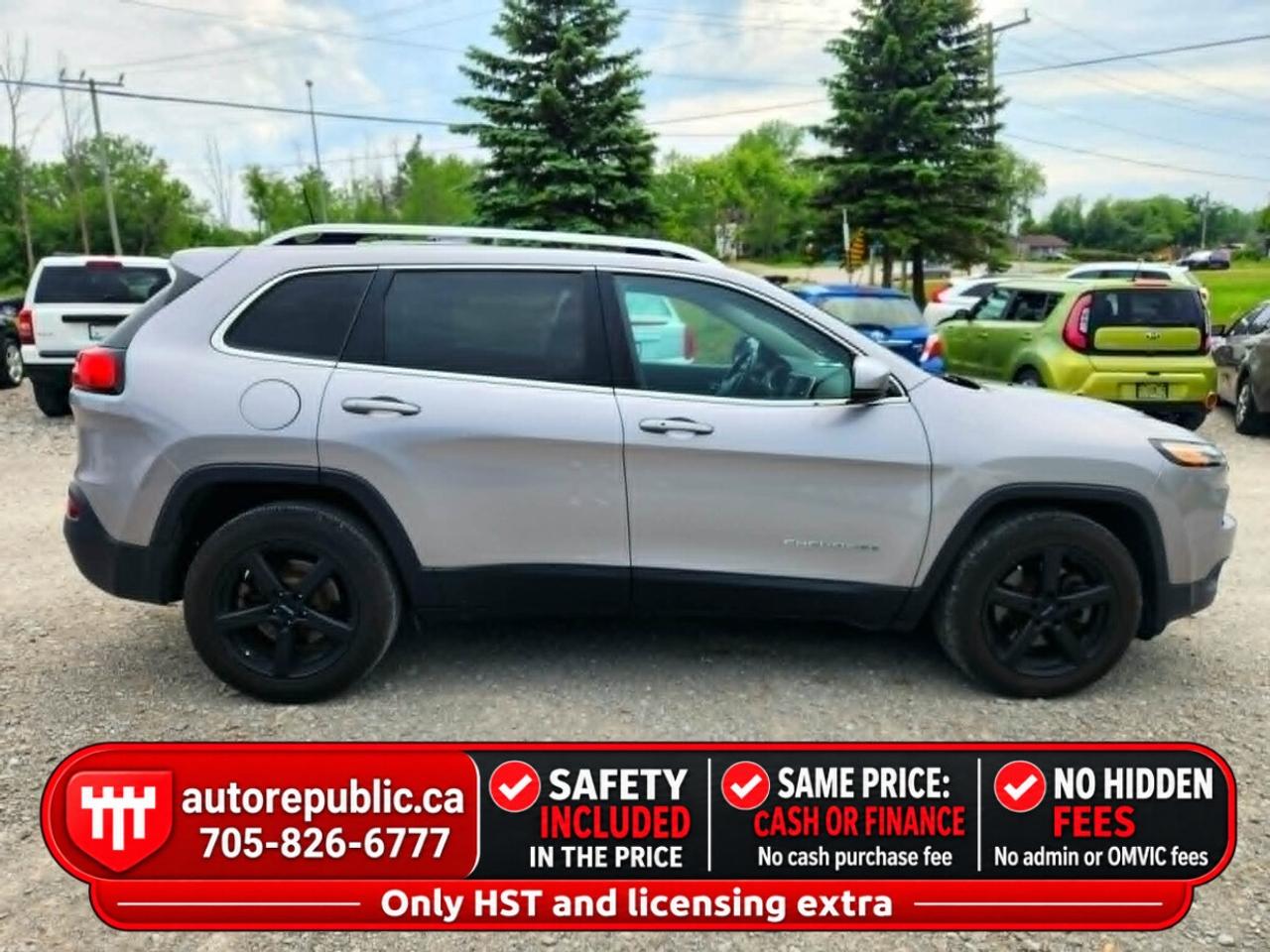 2017 Jeep Cherokee Limited V6 AWD Certified No Accidents Tow Package Photo