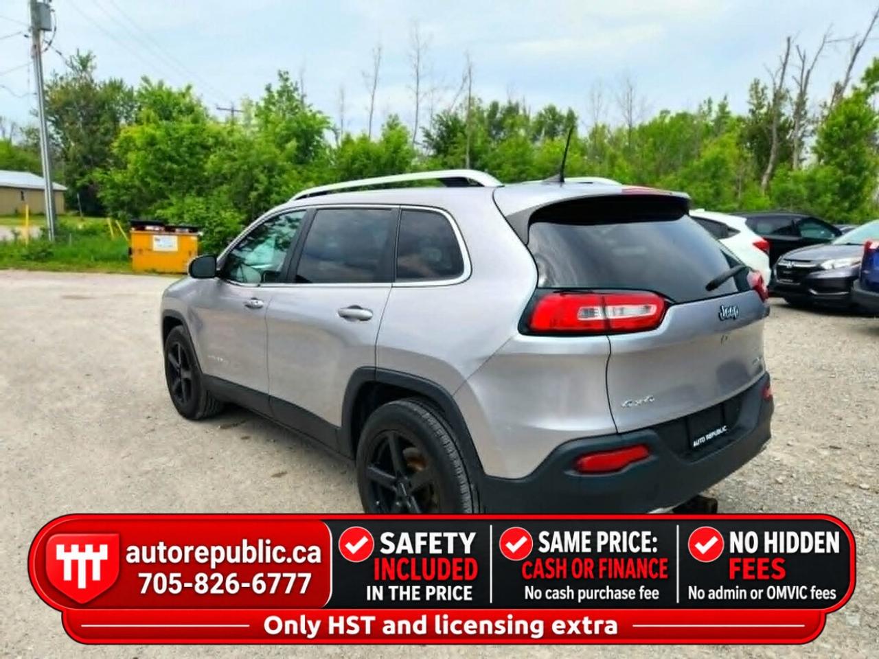 2017 Jeep Cherokee Limited V6 AWD Certified No Accidents Tow Package Photo