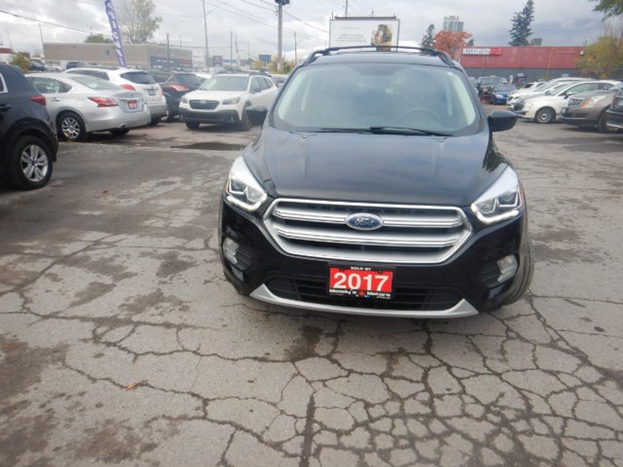 2017 Ford Escape SE Photo