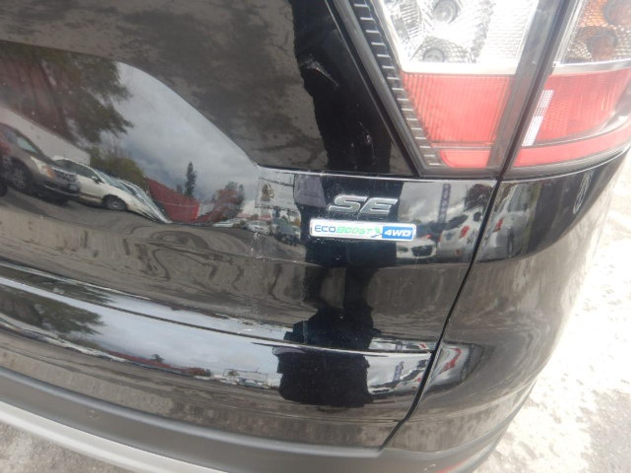 2017 Ford Escape SE Photo