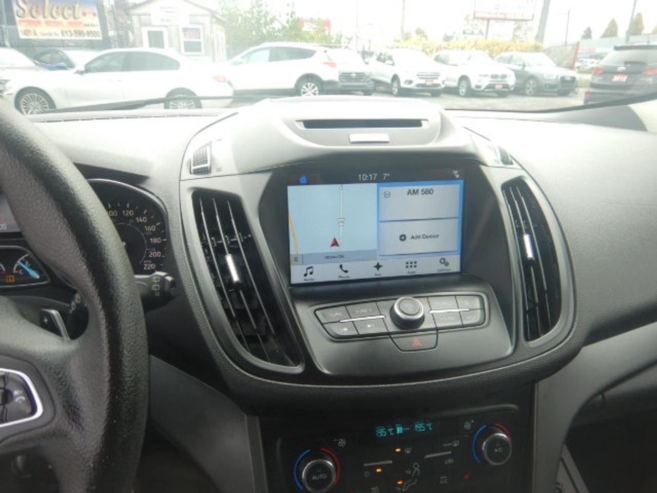 2017 Ford Escape SE Photo