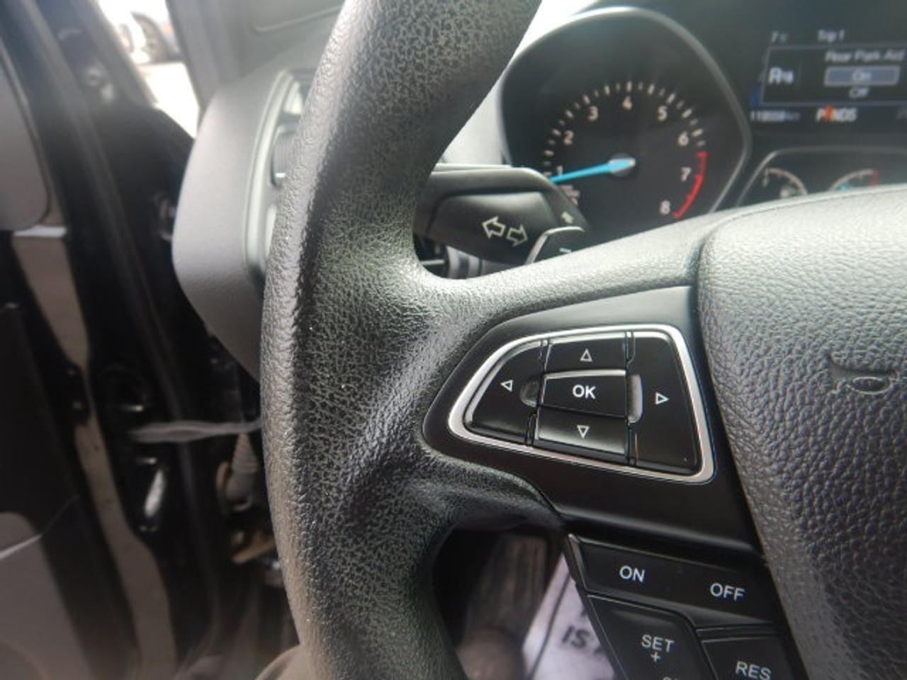 2017 Ford Escape SE Photo