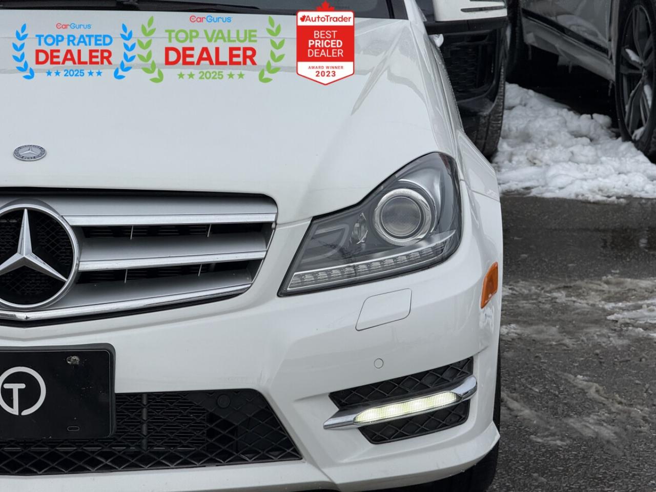 2013 Mercedes-Benz C-Class C350 //AMG PKG | PANO | HARMAN KARDON | LOADED Photo4