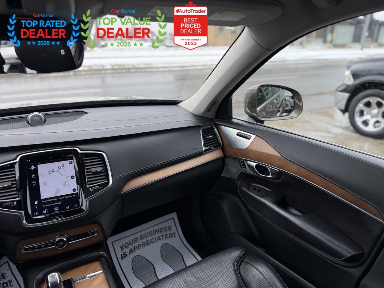 2017 Volvo XC90 T8 INSCRIPTION | BOWERS & WILKINS | HYBRID | Photo