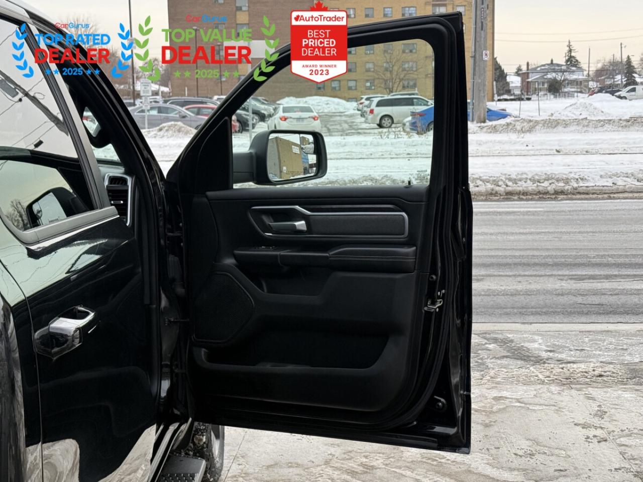 2019 RAM 1500 BIG HORN 5.7 V8 | NAVI | PANO | LOADED Photo