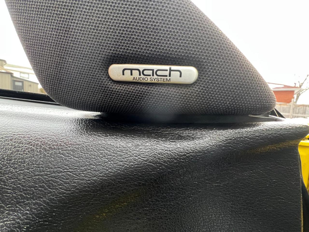 2002 Ford Mustang Deluxe Photo