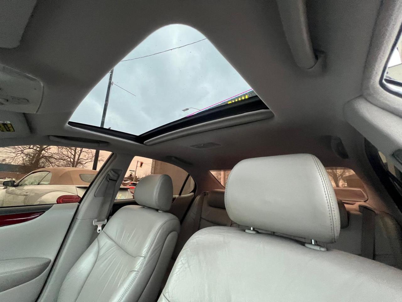 2004 Lexus ES 330 Photo