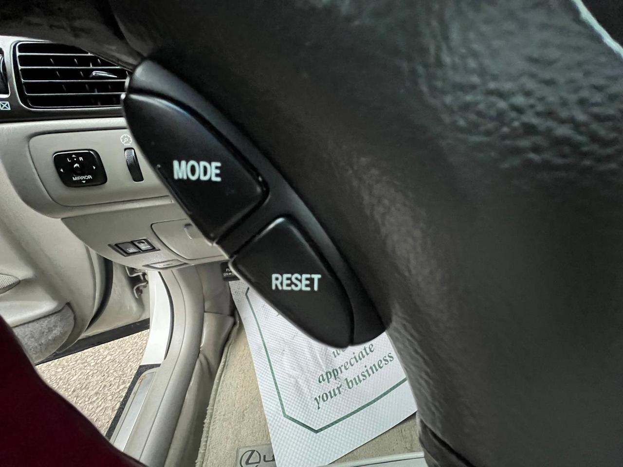 2004 Lexus ES 330 Photo