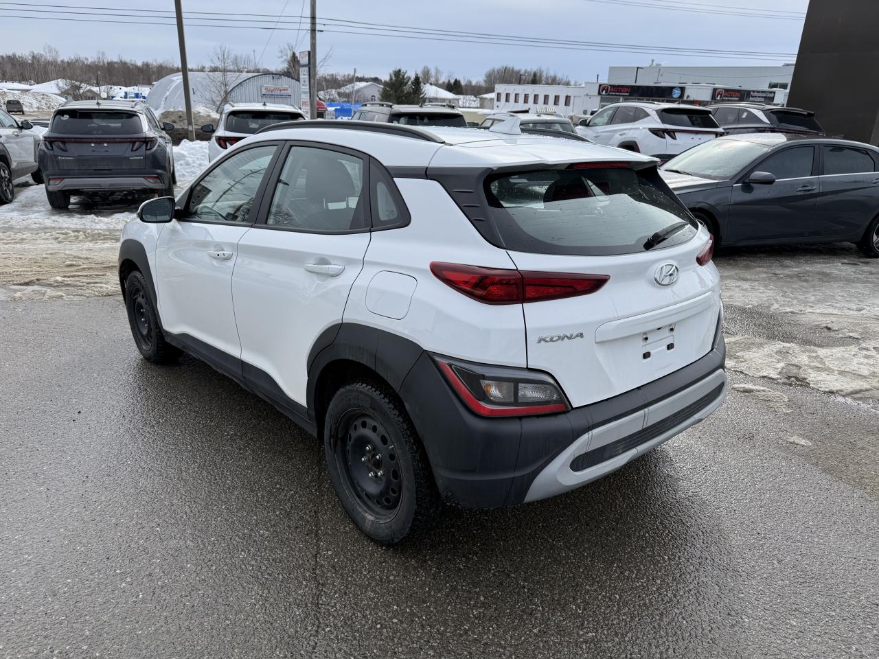 2022 Hyundai KONA 2.0L Preferred AWD Photo