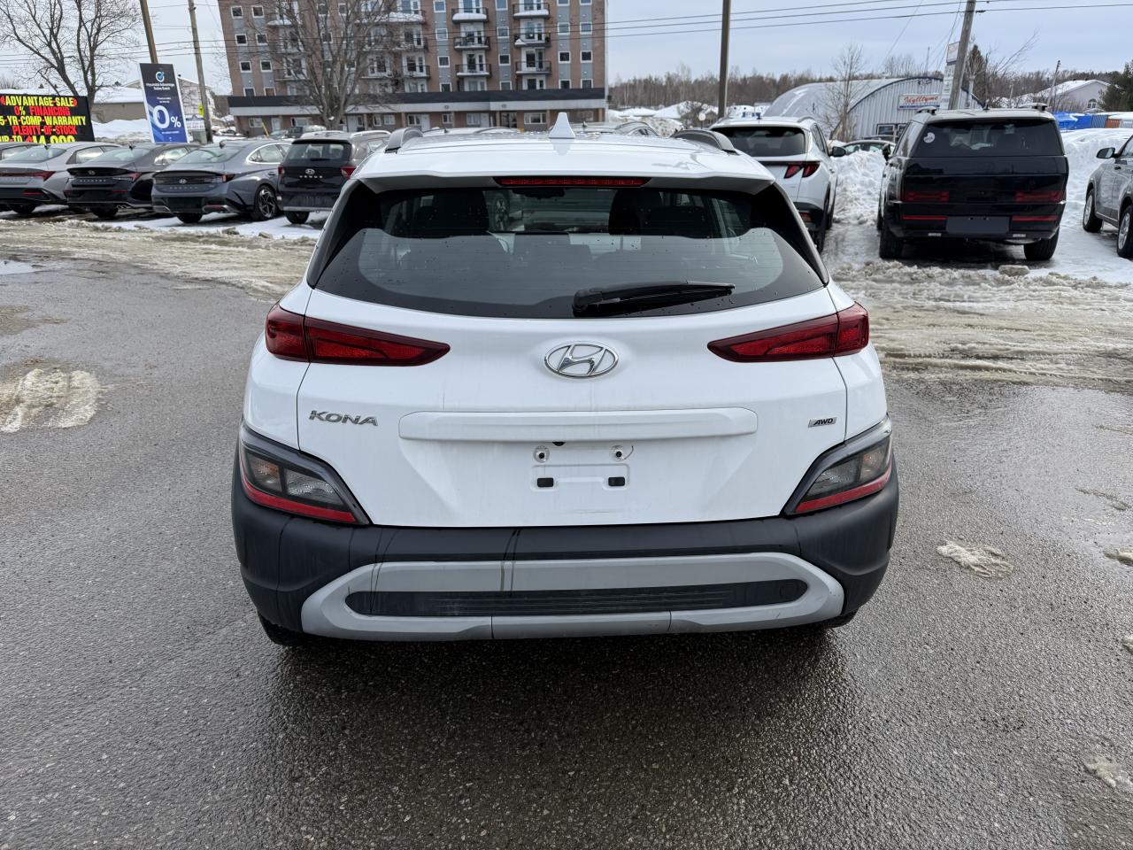 2022 Hyundai KONA 2.0L Preferred AWD Photo