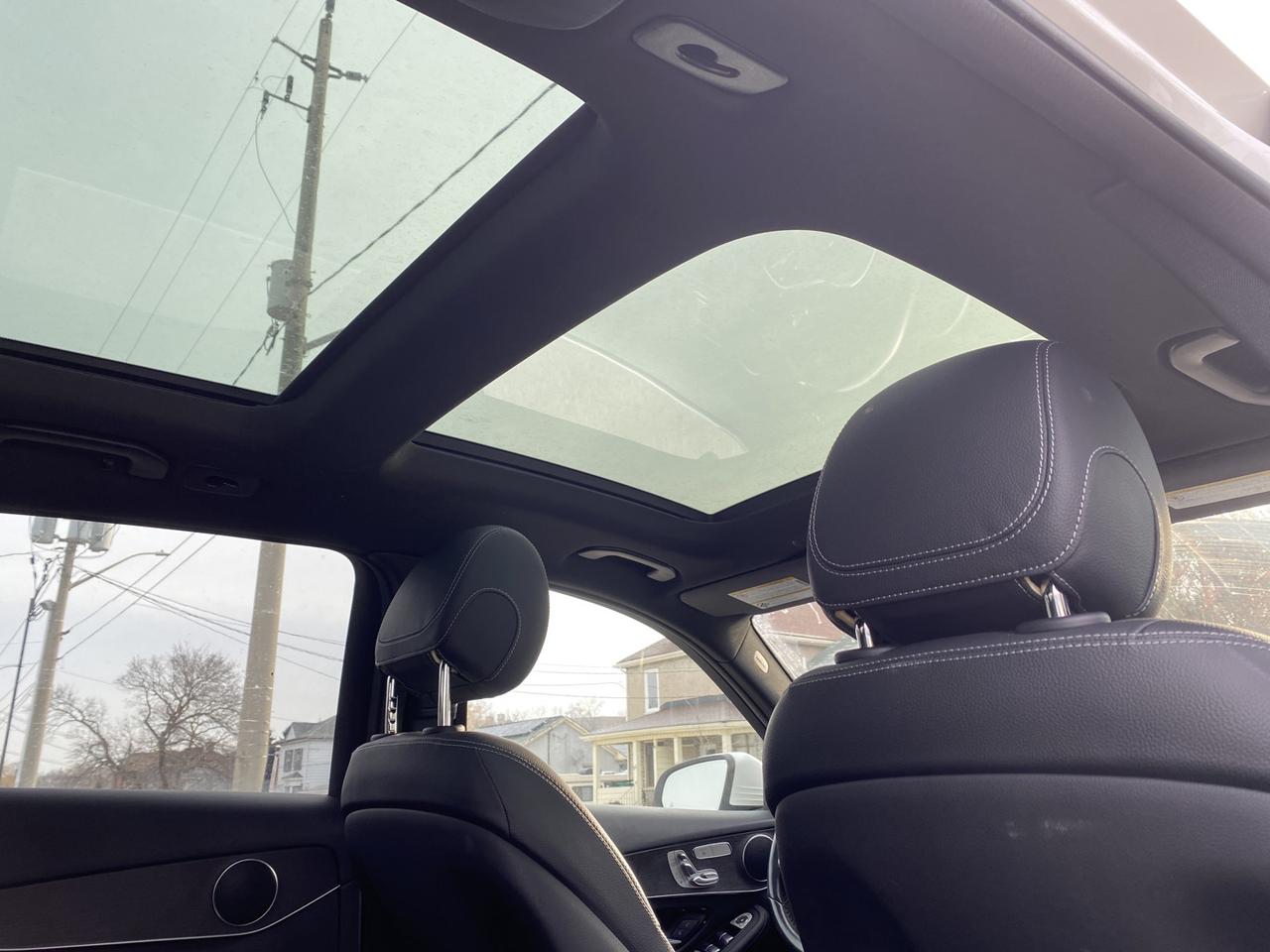 2022 Mercedes-Benz GLC-Class GLC300 4MATIC Photo