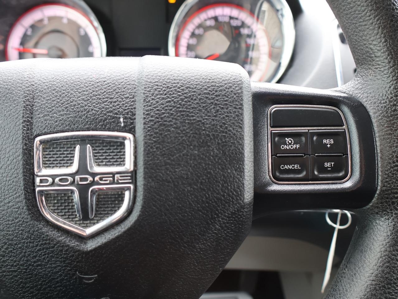 2019 Dodge Grand Caravan SXT CERTIFIED *SERVICE RECORDS* CAMERA NAV VLUETOOTH LEATHER HEATED SEATS CRUISE ALLOYS Photo