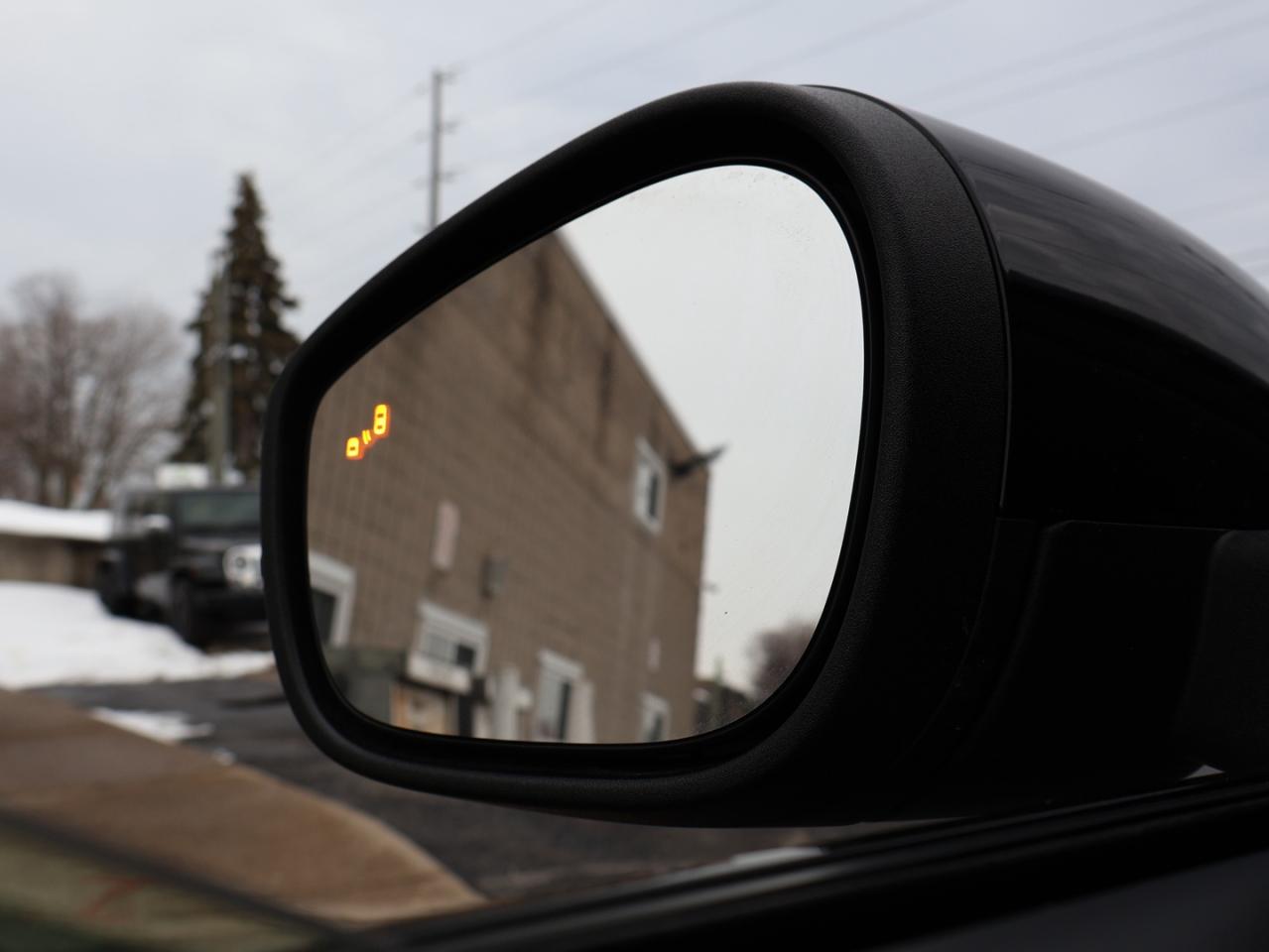 2021 Ford Mustang Mach-E PREMIUM AWD CERTIFIED *ACCIDENT FREE*FORD MAINTAIN* CAMERA NAV BLUETOOTH LEATHER HEATED SEATS PANO ROOF CRUISE ALLOYS Photo