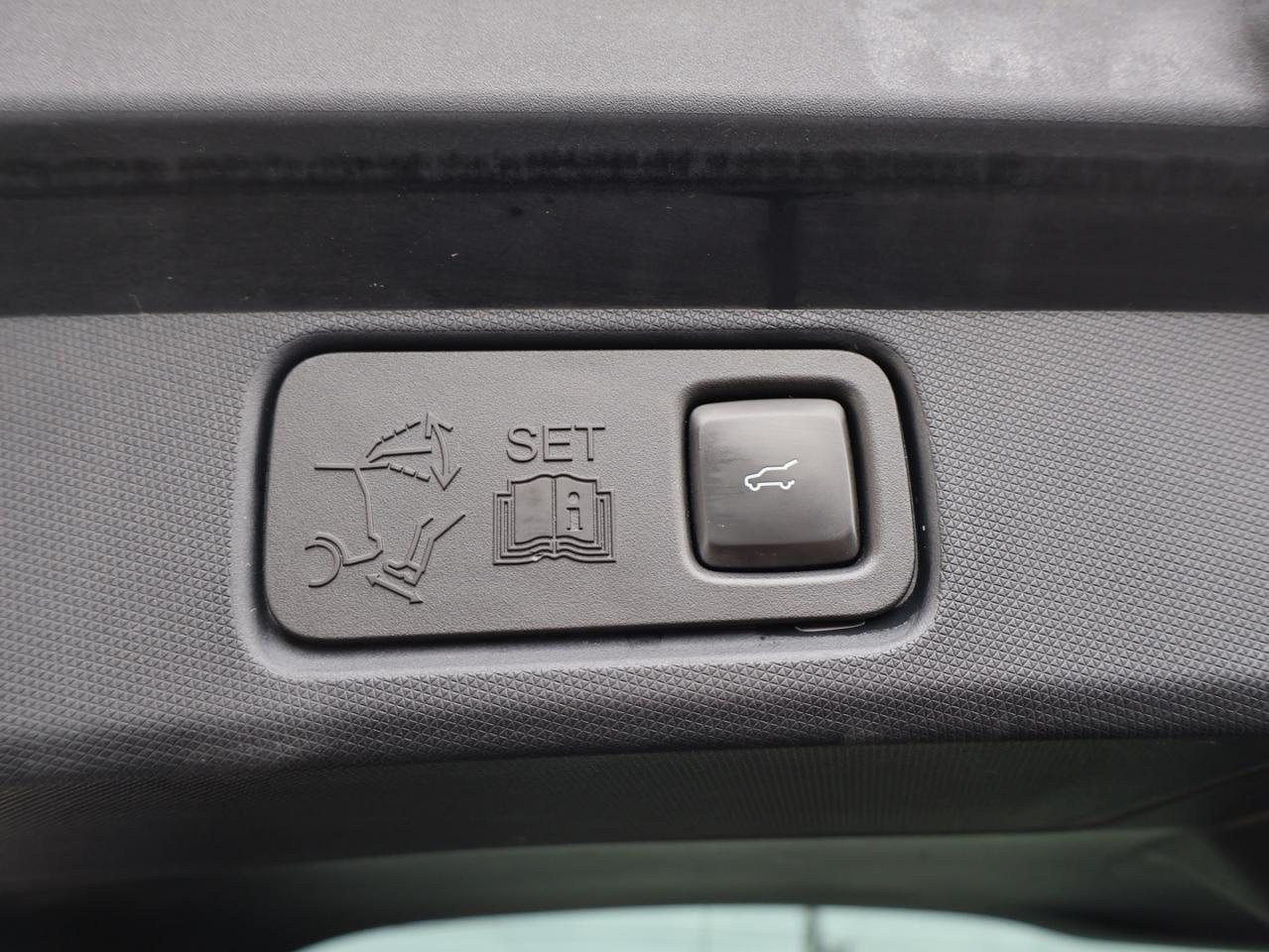 2021 Ford Mustang Mach-E PREMIUM AWD CERTIFIED *ACCIDENT FREE*FORD MAINTAIN* CAMERA NAV BLUETOOTH LEATHER HEATED SEATS PANO ROOF CRUISE ALLOYS Photo