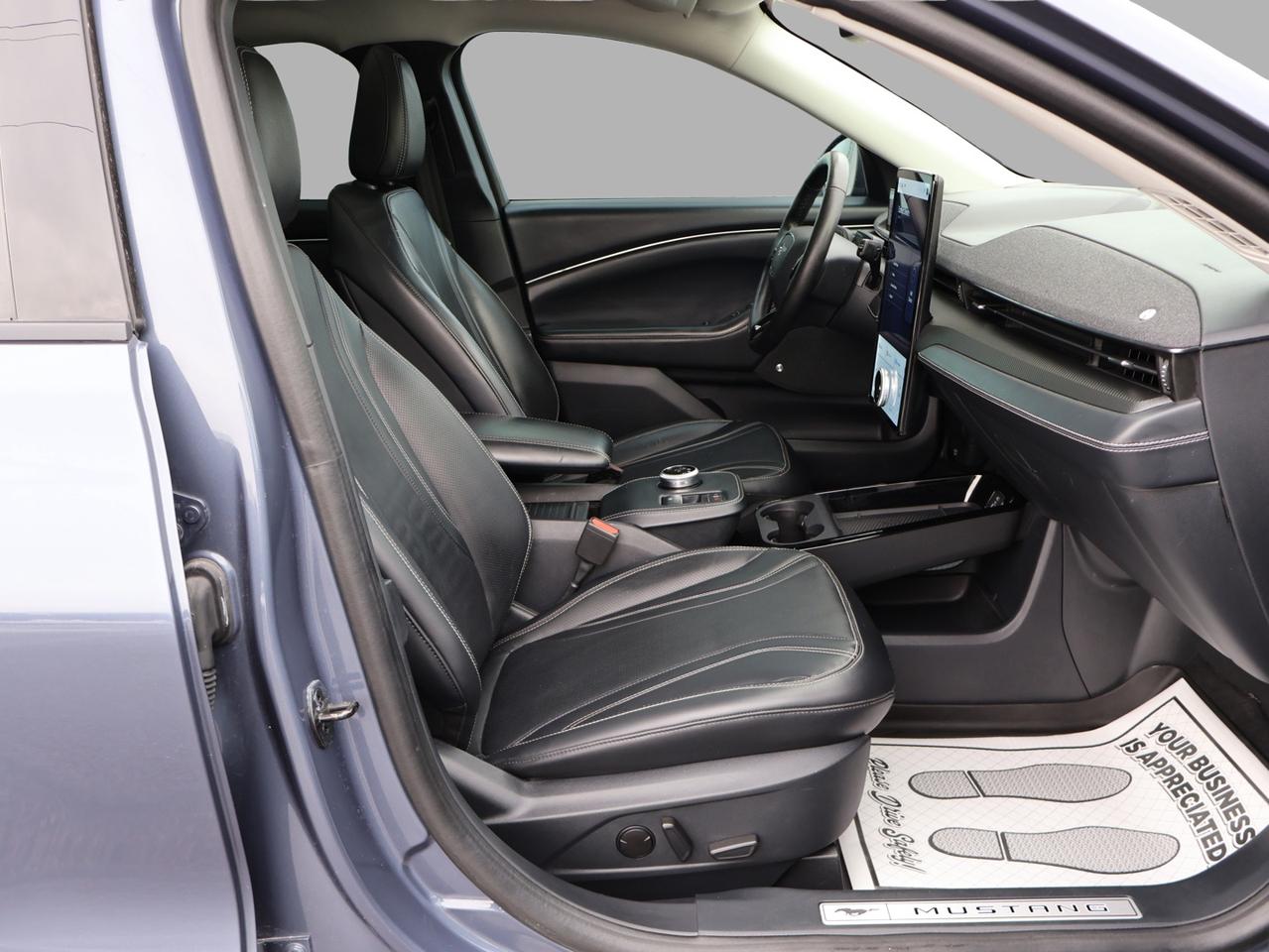 2021 Ford Mustang Mach-E PREMIUM AWD CERTIFIED *ACCIDENT FREE*FORD MAINTAIN* CAMERA NAV BLUETOOTH LEATHER HEATED SEATS PANO ROOF CRUISE ALLOYS Photo