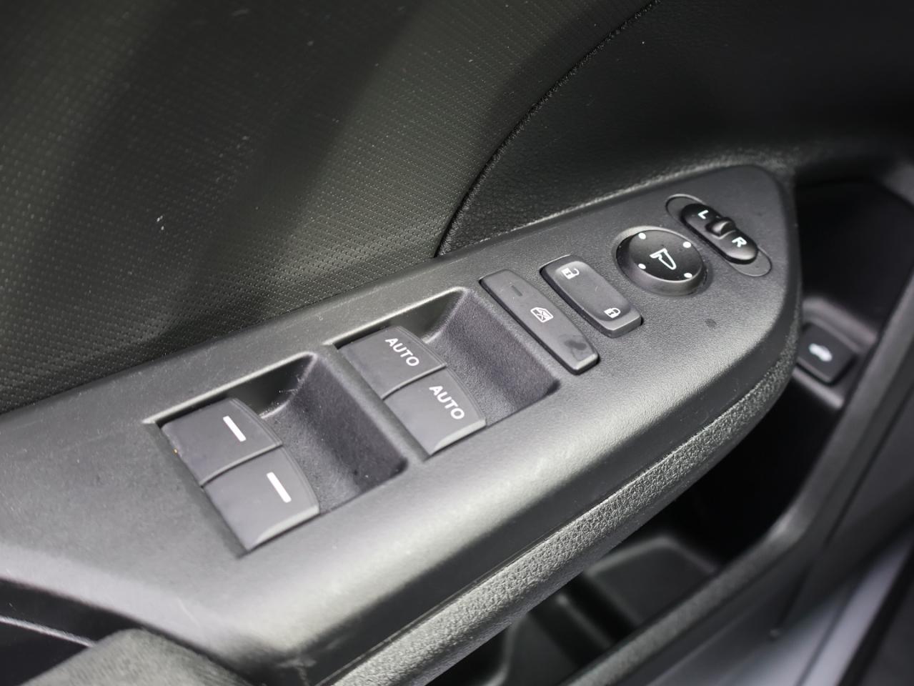 2020 Honda Civic 2.0L LX Sedan CVT CAMERA BLUETOOTH HEATED SEATS CRUISE Photo