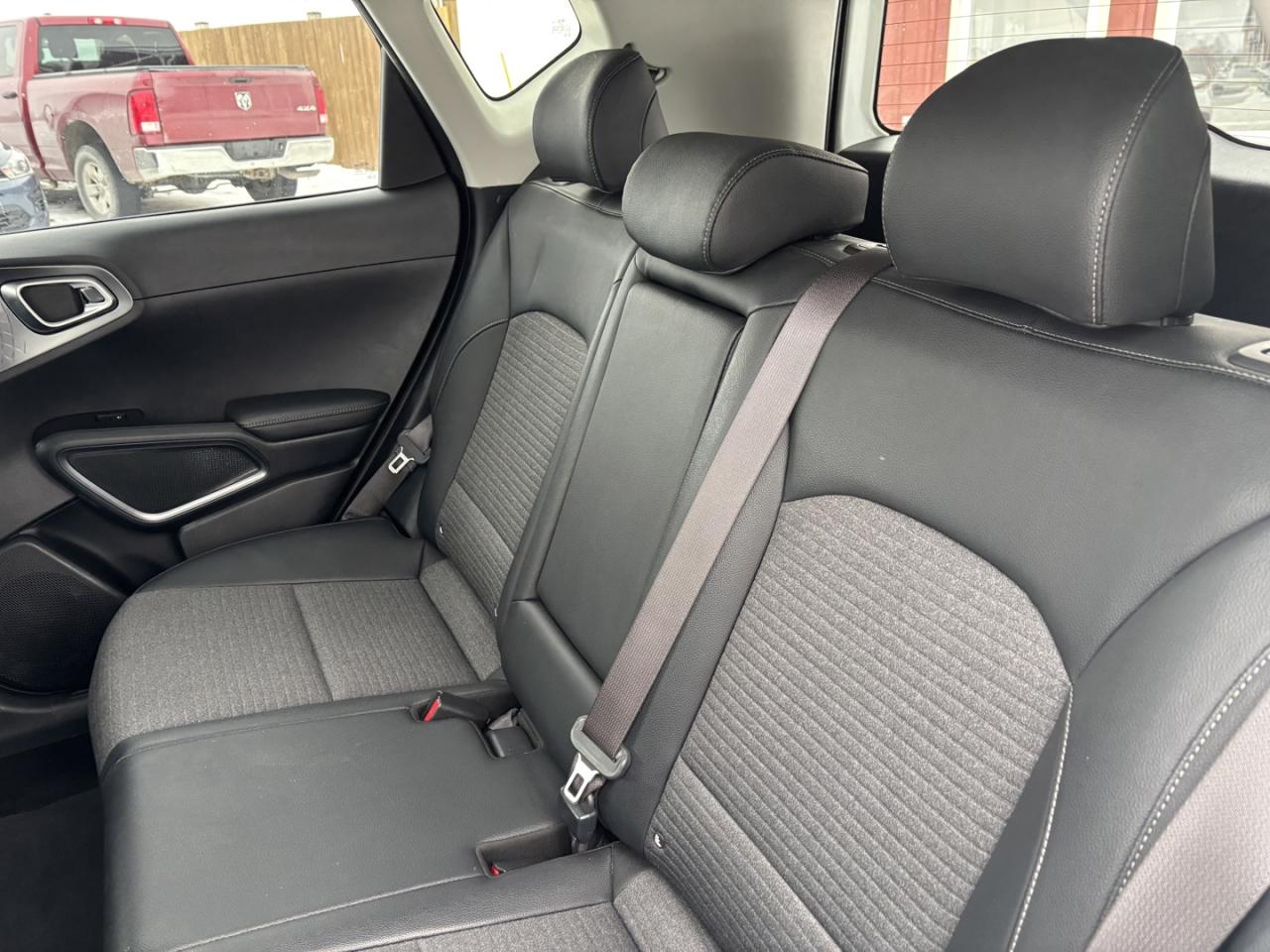 2020 Kia Soul EX ~BACK-UP CAM.~CARFAX AVAILABLE!~ Photo