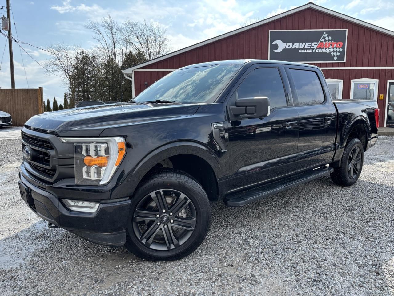 2022 Ford F-150 XLT ~3.5 L ECO-BOOST~REMOTE START~COMING SOON! Photo0