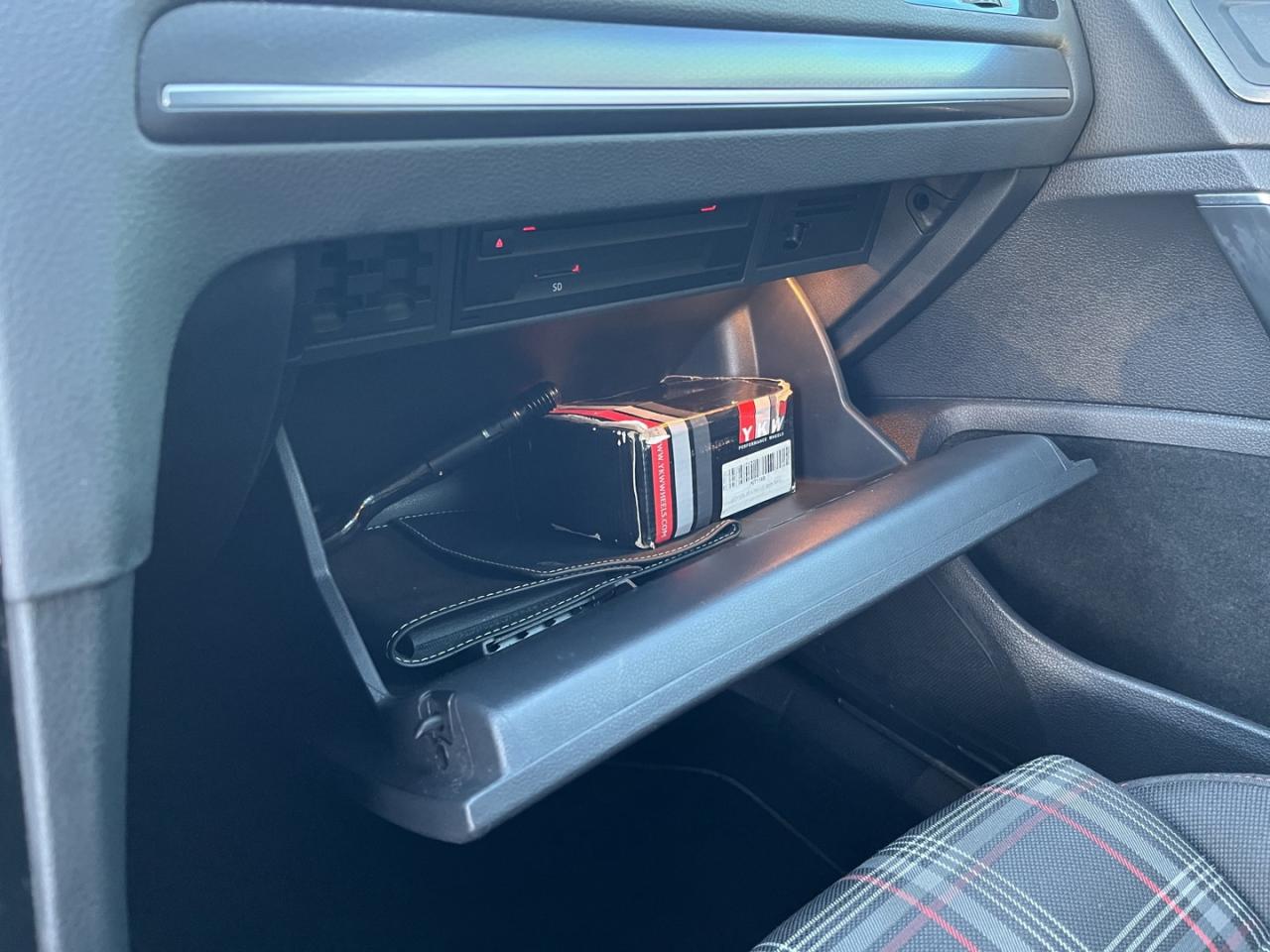 2018 Volkswagen Golf GTI Base GTI ~NO ACCIDENTS~EXCELLENT PERFORMANCE~ Photo