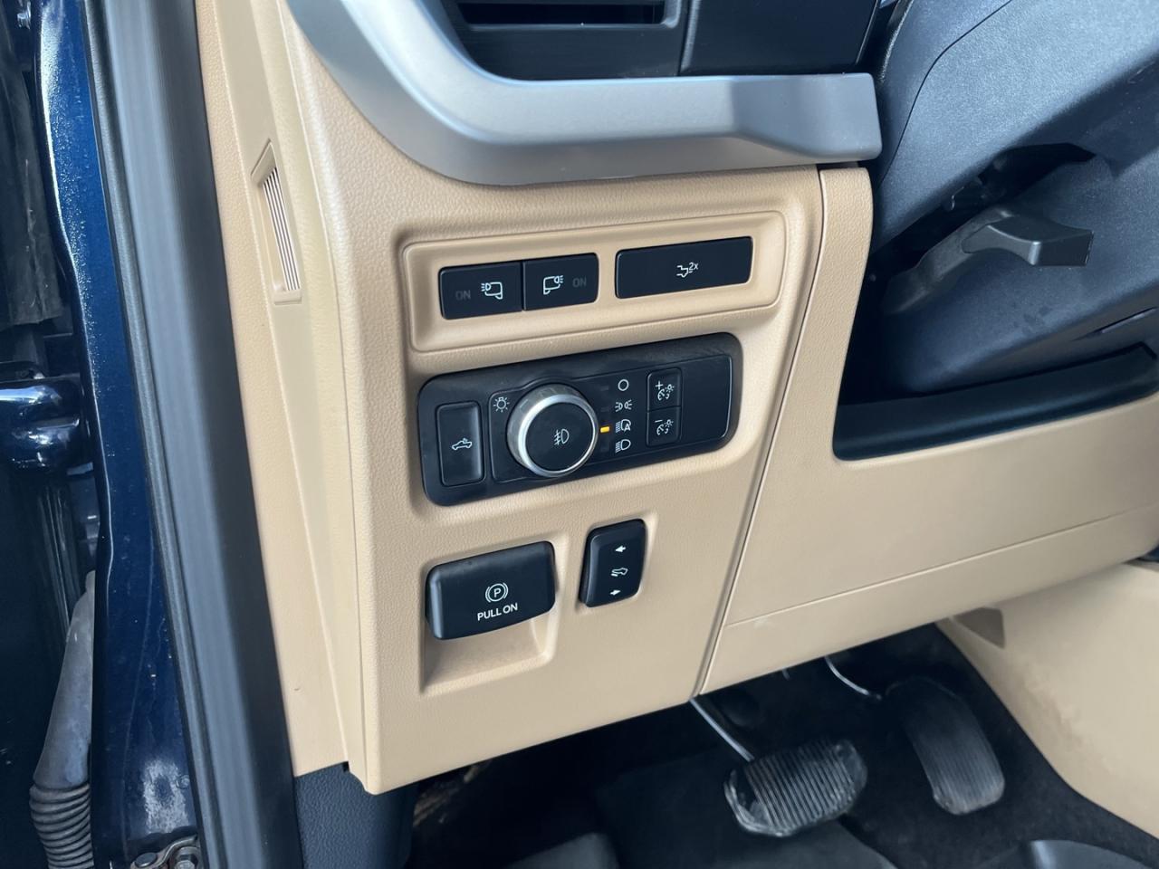 2022 Ford F-150 XLT ~LONG BED~REMOTE START~3.5 L ECO-BOOST~ Photo