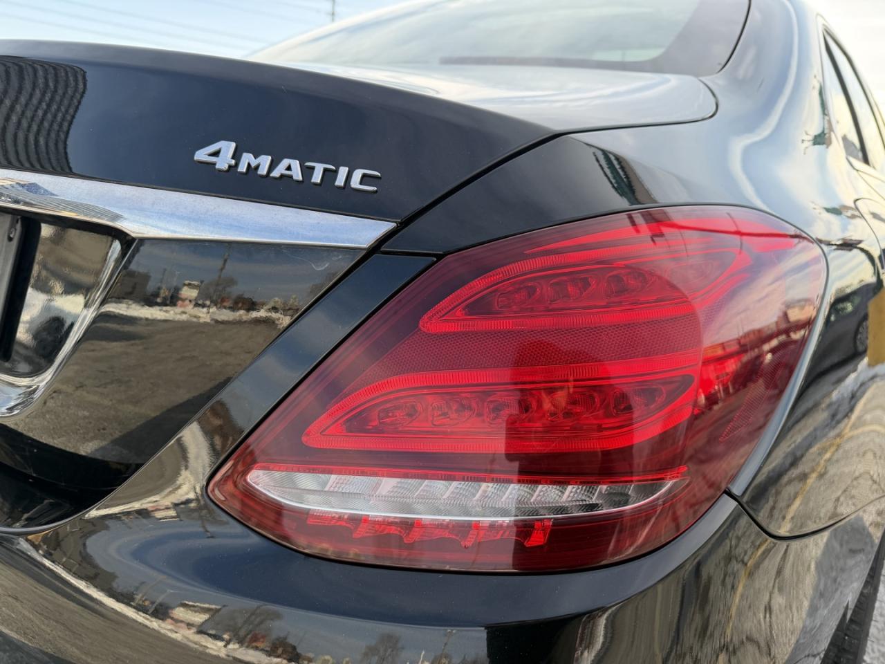 2018 Mercedes-Benz C-Class C300 4MATIC Sedan Photo