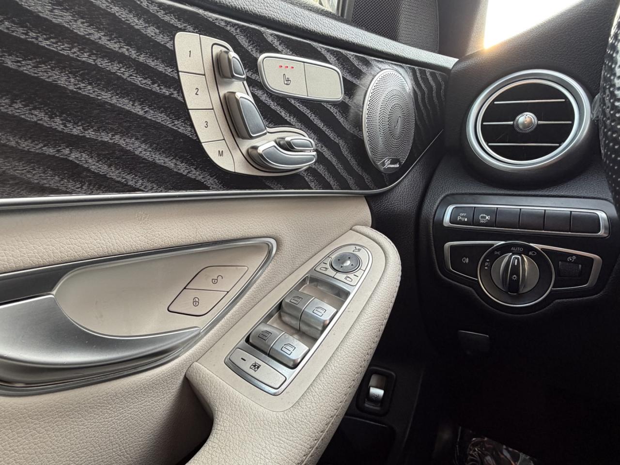 2018 Mercedes-Benz C-Class C300 4MATIC Sedan Photo