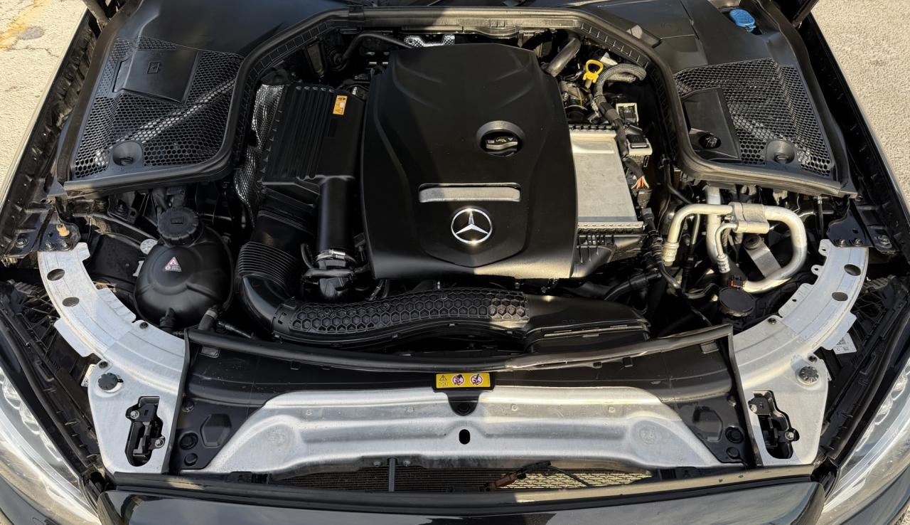 2018 Mercedes-Benz C-Class C300 4MATIC Sedan Photo