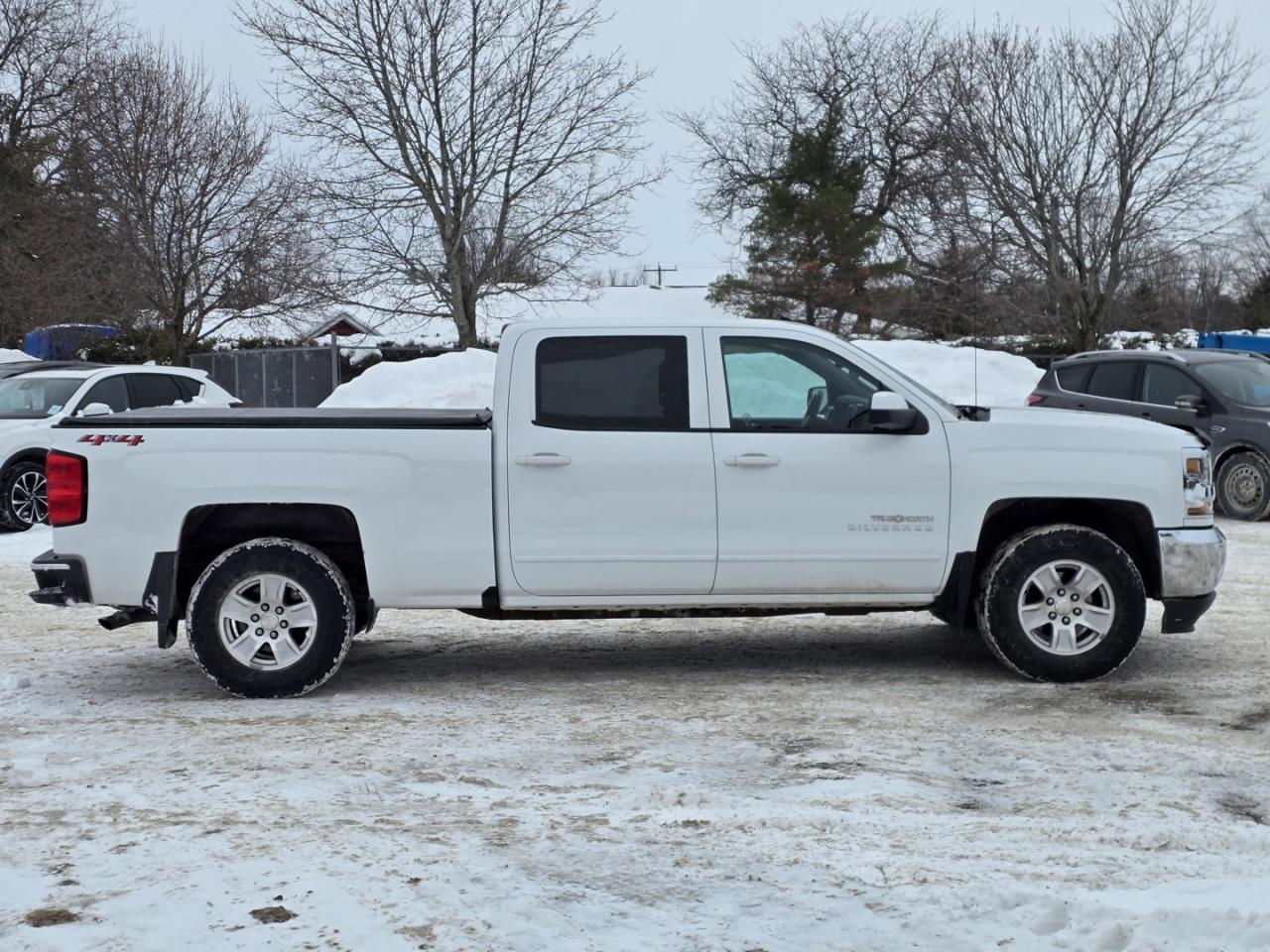 2018 Chevrolet Silverado 1500 LT Crew Cab True North Edition Long Box 4WD Photo3