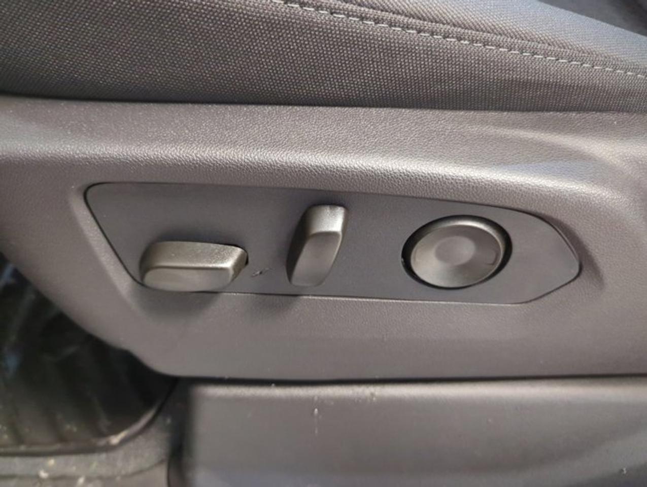 13594463.801974883