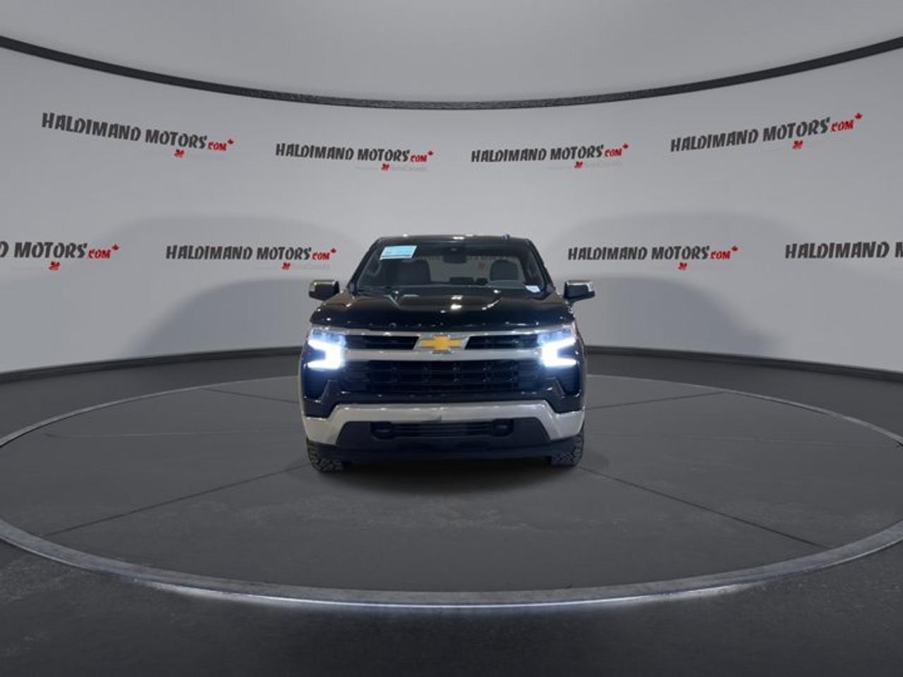 2023 Chevrolet Silverado 1500 4WD Crew Cab 157 LT Photo