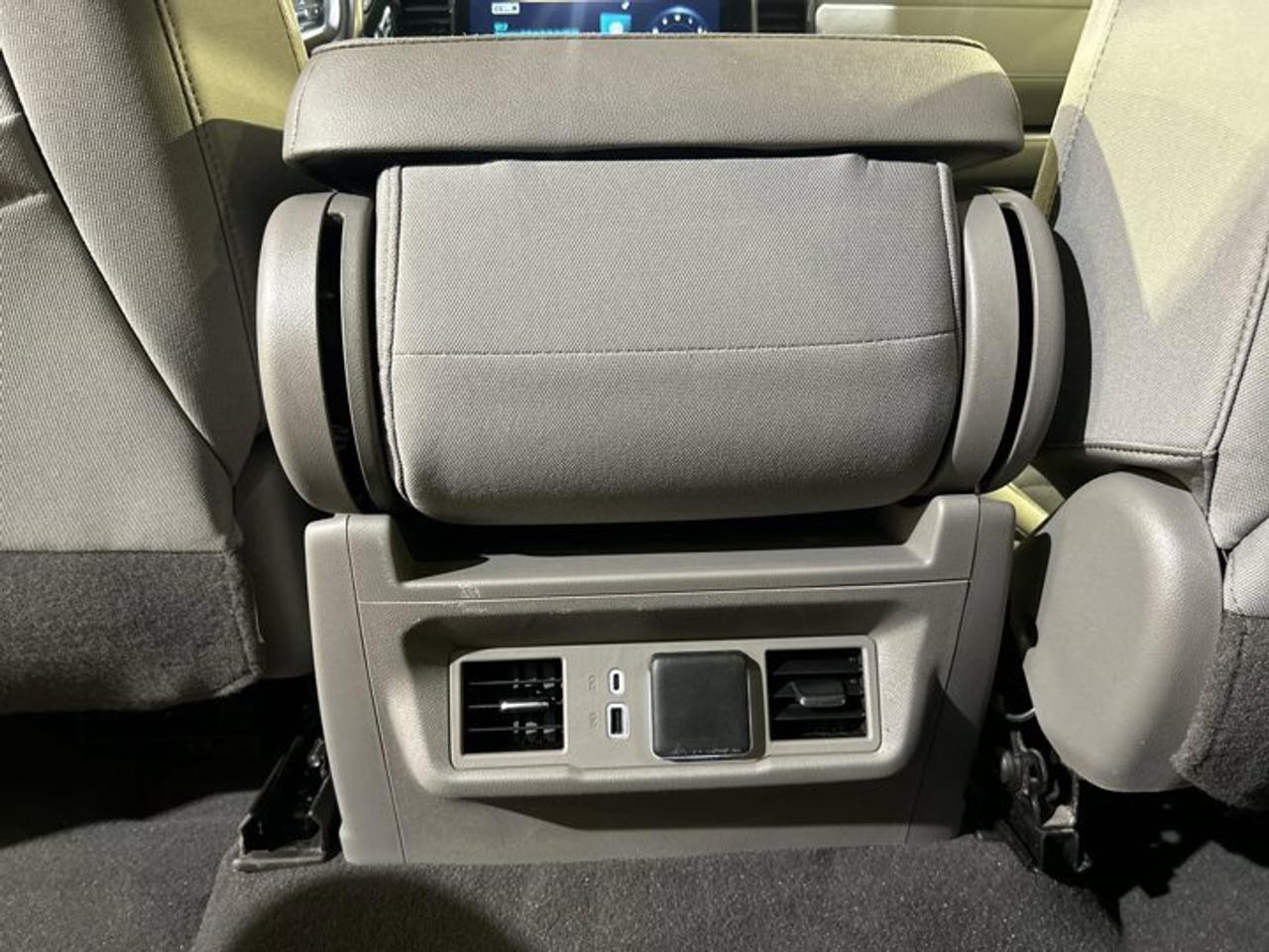 2023 Chevrolet Silverado 1500 4WD Crew Cab 157 LT Photo