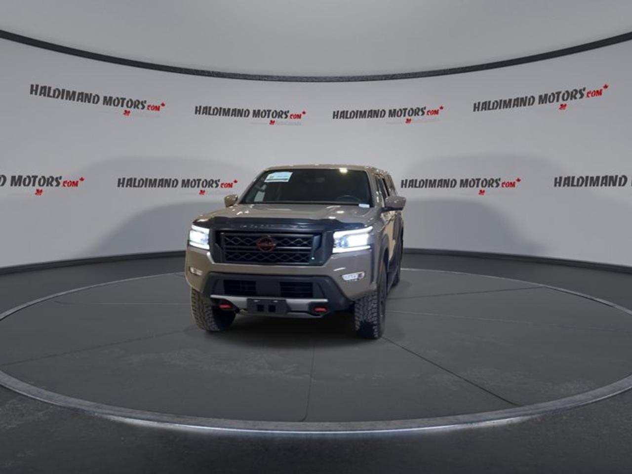 2024 Nissan Frontier PRO-4X Crew Cab 4x4 | 360 Camera | Remote Start | Heated Steering Wheel Photo2