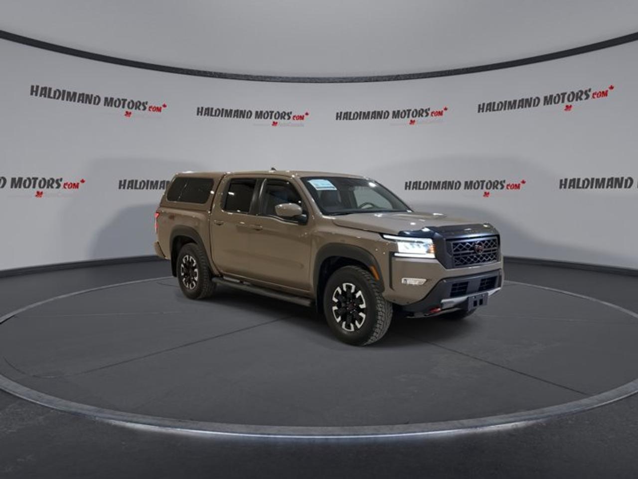2024 Nissan Frontier PRO-4X Crew Cab 4x4 | 360 Camera | Remote Start | Heated Steering Wheel Photo