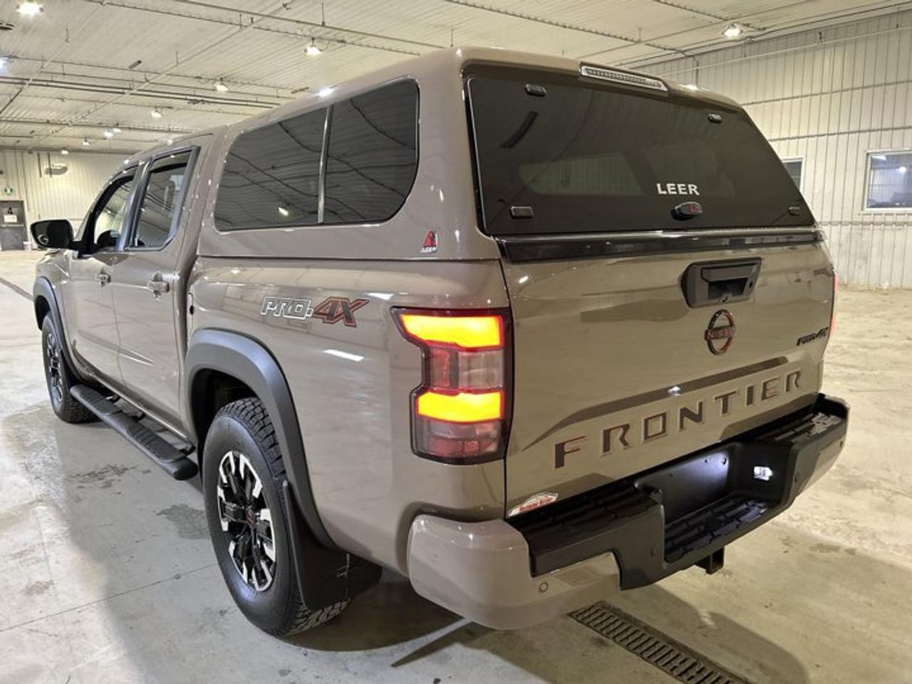 2024 Nissan Frontier PRO-4X Crew Cab 4x4 | 360 Camera | Remote Start | Heated Steering Wheel Photo