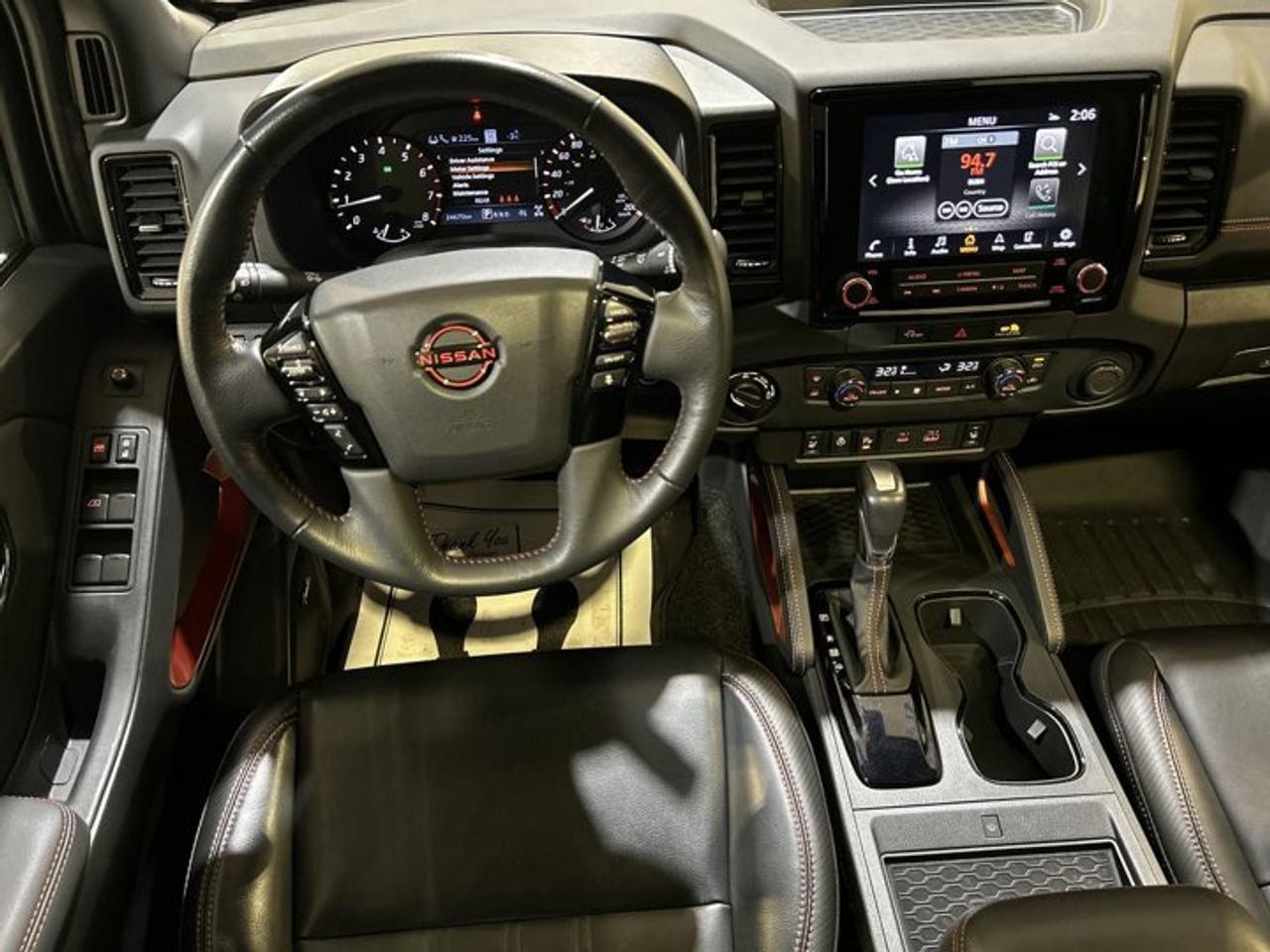 2024 Nissan Frontier PRO-4X Crew Cab 4x4 | 360 Camera | Remote Start | Heated Steering Wheel Photo