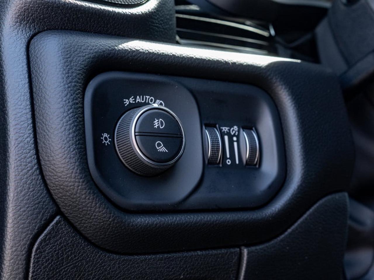 2026 RAM 1500 SPORT Photo