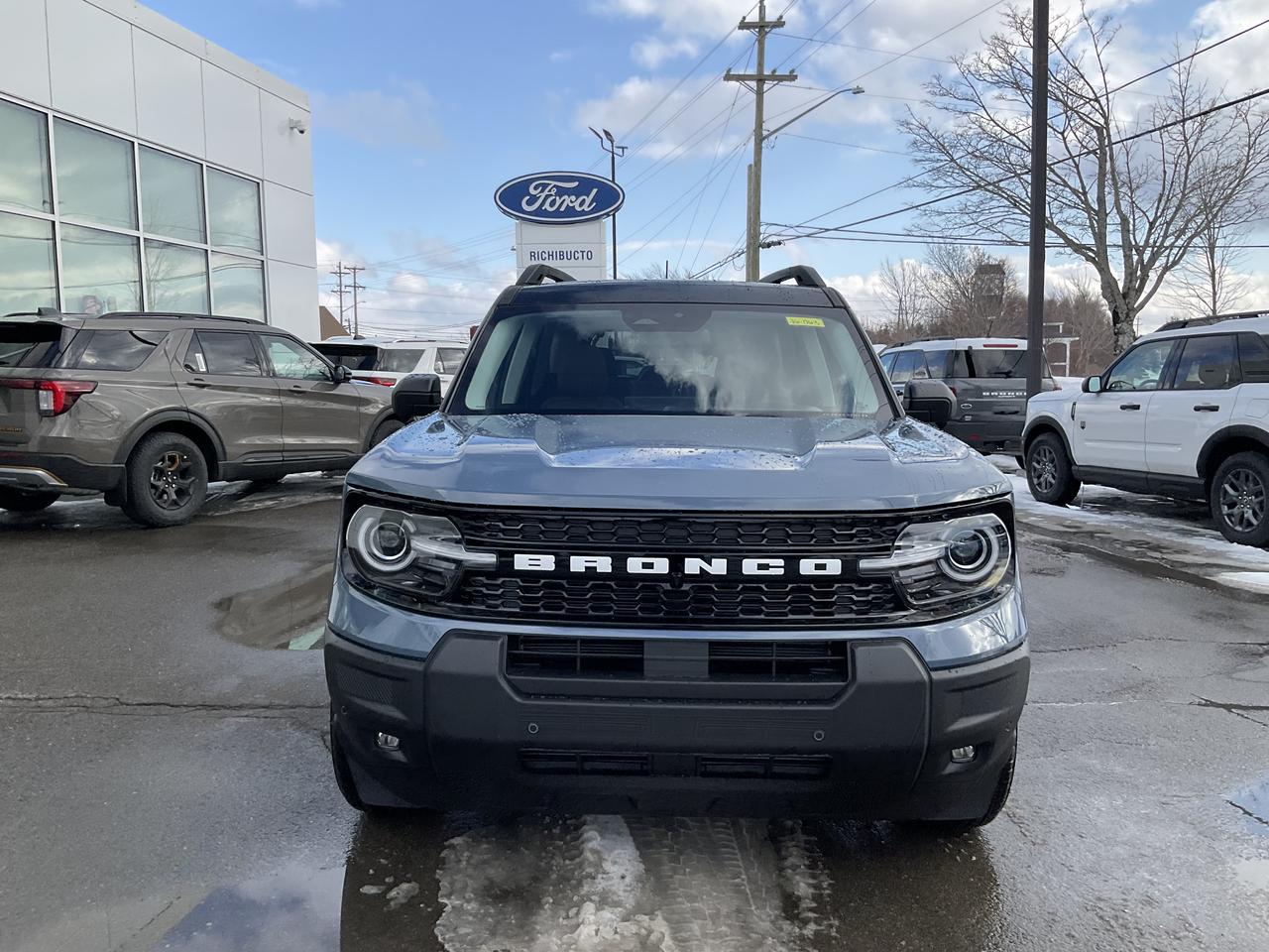 2026 Ford Bronco Sport Outer Banks Photo1