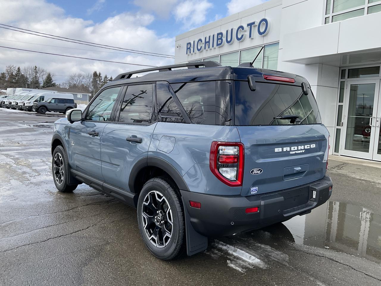 2026 Ford Bronco Sport Outer Banks Photo4