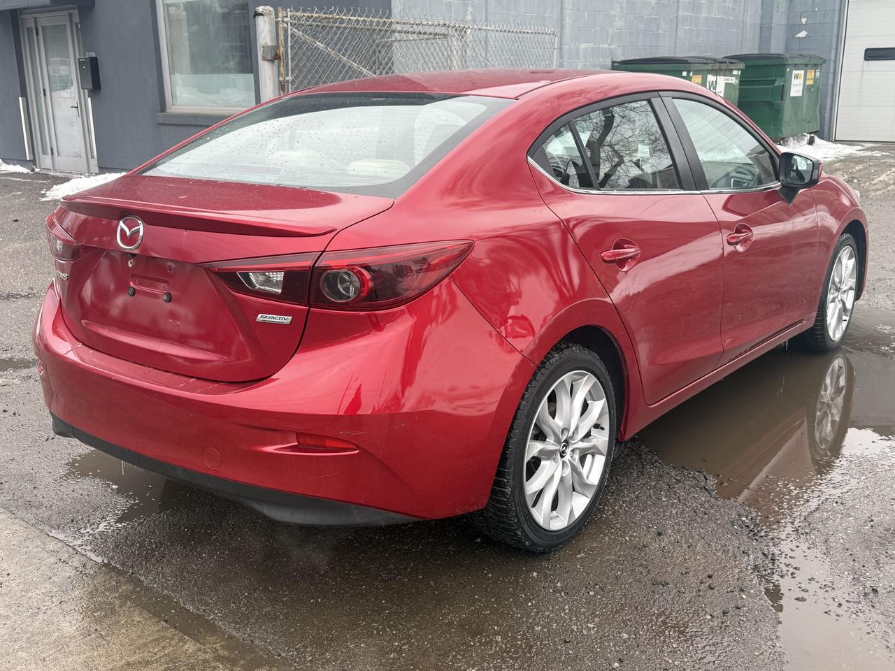 2016 Mazda MAZDA3 GT Photo