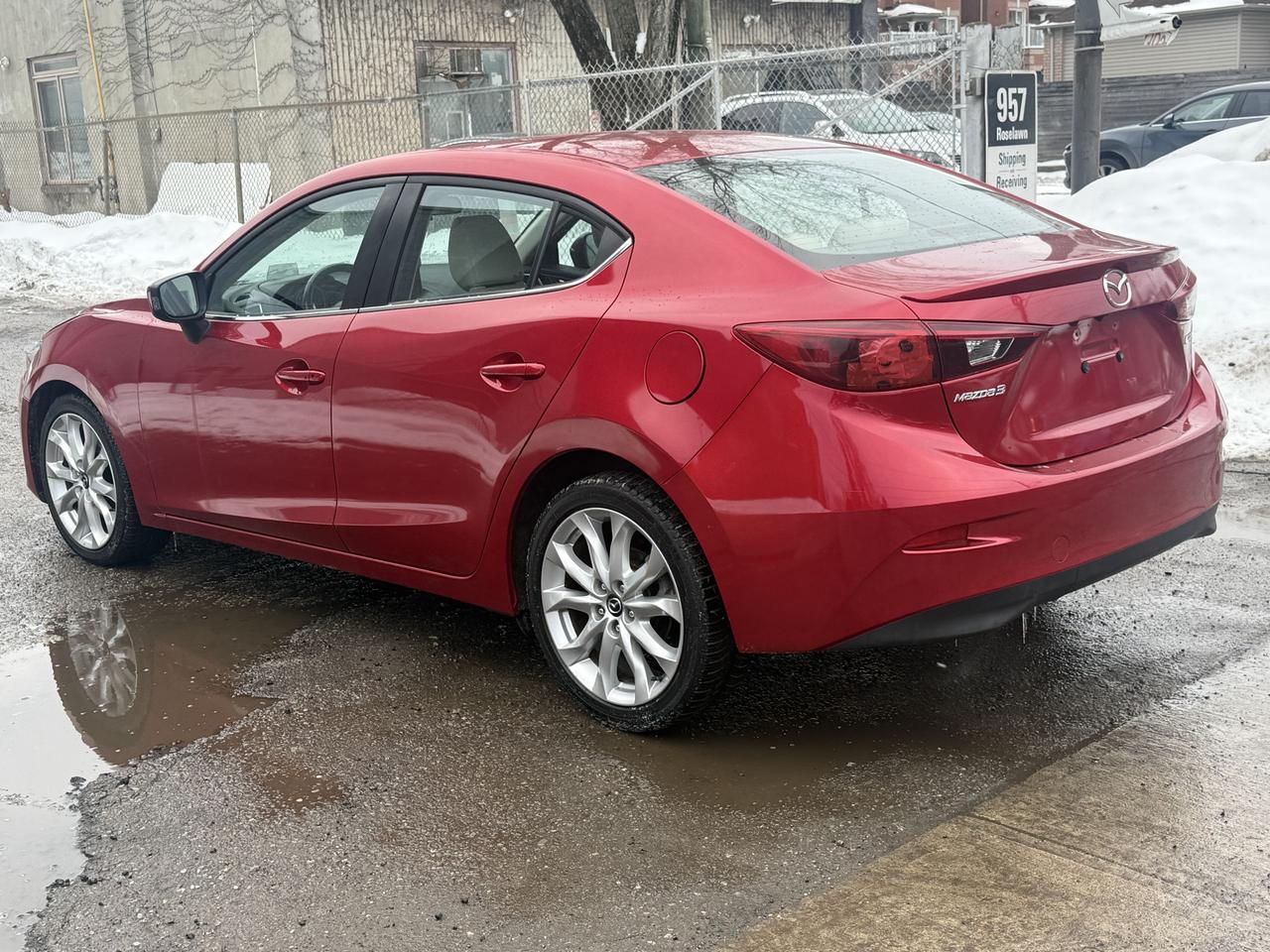 2016 Mazda MAZDA3 GT Photo