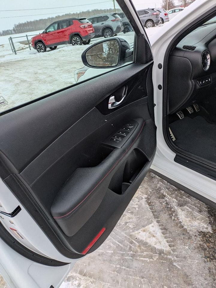 2021 Kia Forte5 GT Manual Photo