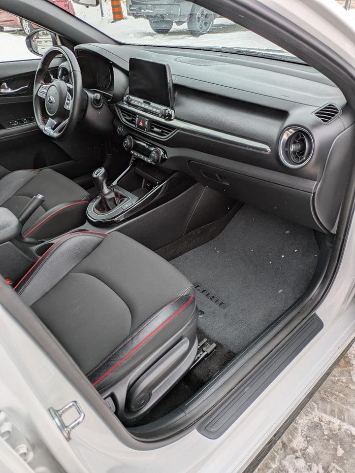 2021 Kia Forte5 GT Manual Photo