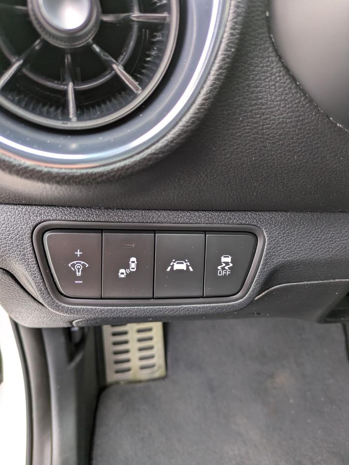 2021 Kia Forte5 GT Manual Photo