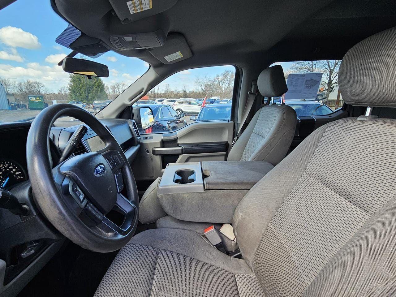 2020 Ford F-150 XLT 4WD SuperCrew 5.5' Box Photo