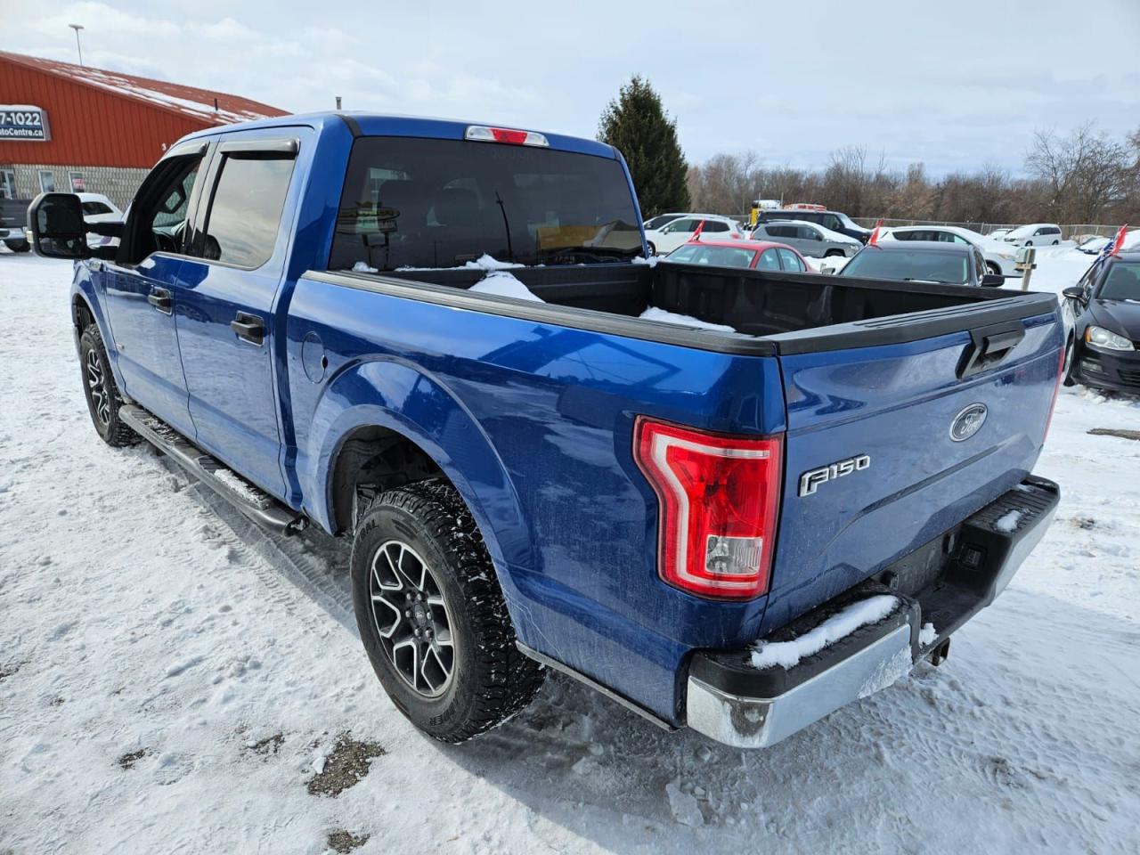 2017 Ford F-150 4WD SUPERCREW 145" XLT Photo