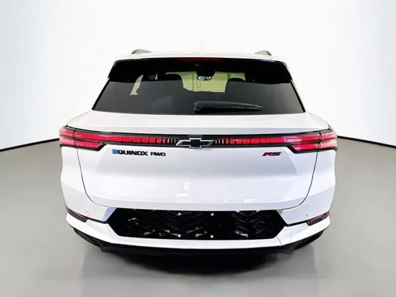 2025 Chevrolet Equinox EV RS Photo