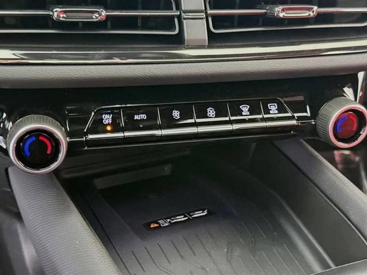 2025 Chevrolet Equinox EV RS Photo